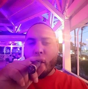 Meet your Posher, Leo